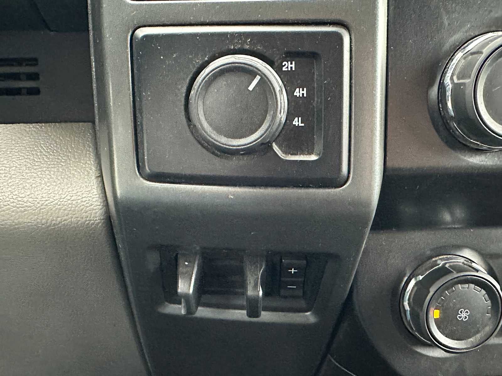 2022 Ford Super Duty F-250 SRW XLT