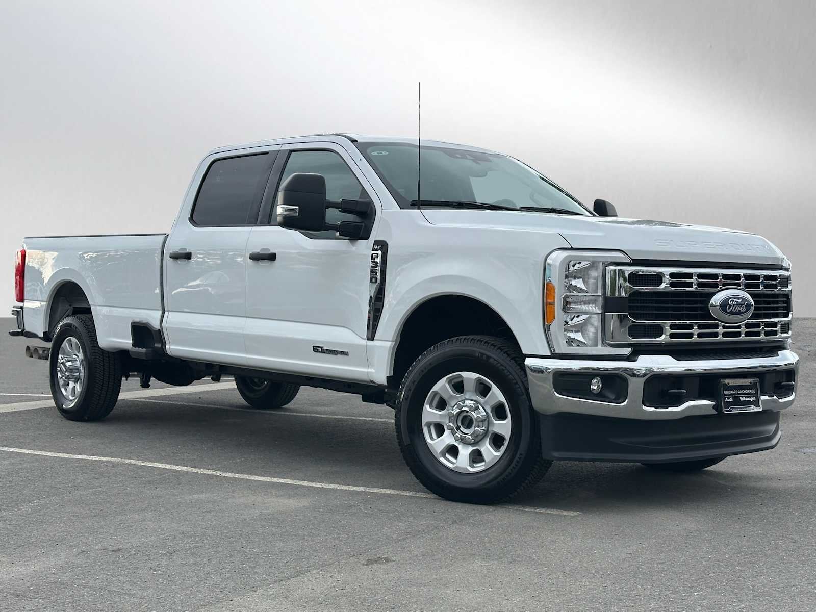 2023 Ford Super Duty F-350 SRW XLT