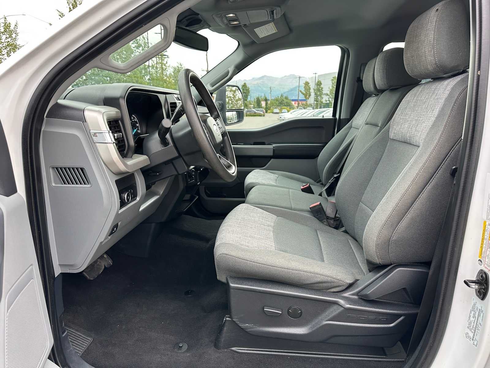 2023 Ford Super Duty F-350 SRW XLT