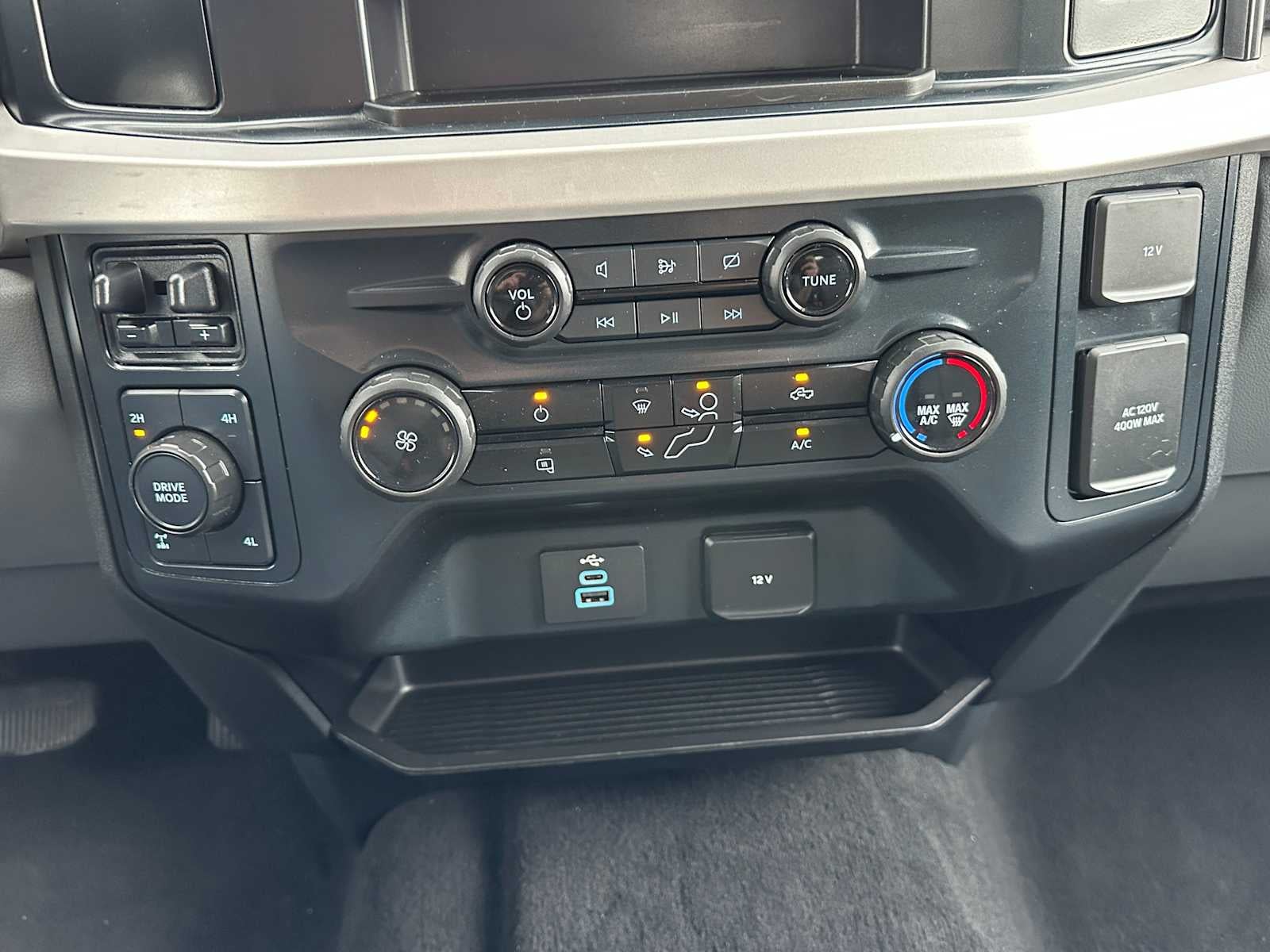 2023 Ford Super Duty F-350 SRW XLT