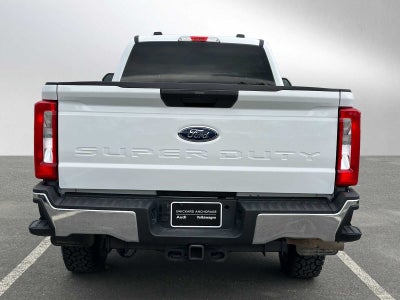 2023 Ford Super Duty F-350 SRW XLT