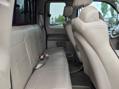 2004 Ford Super Duty F-250 Lariat