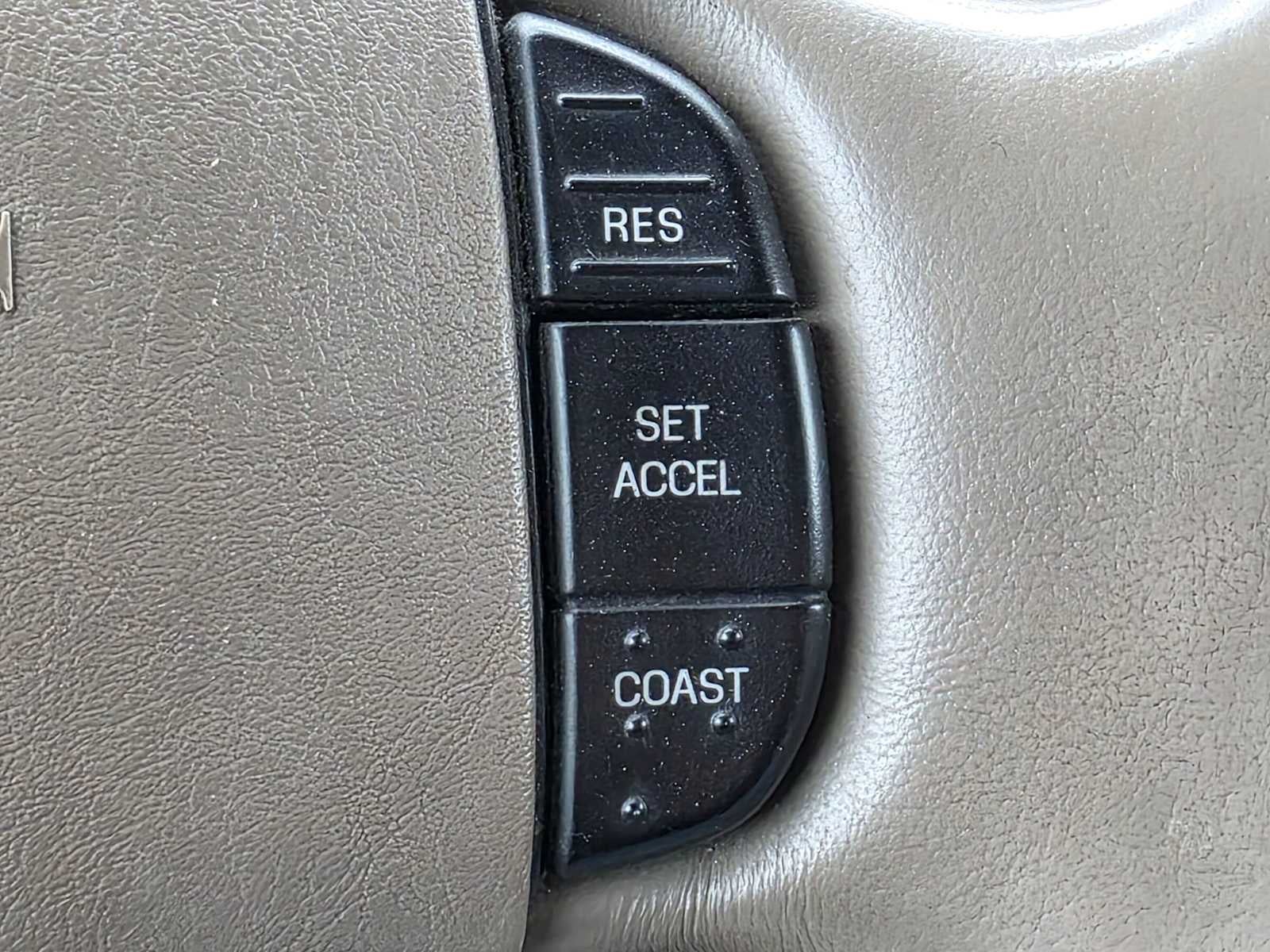 2004 Ford Super Duty F-250 Lariat