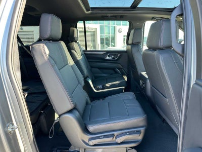 2024 Chevrolet Suburban RST