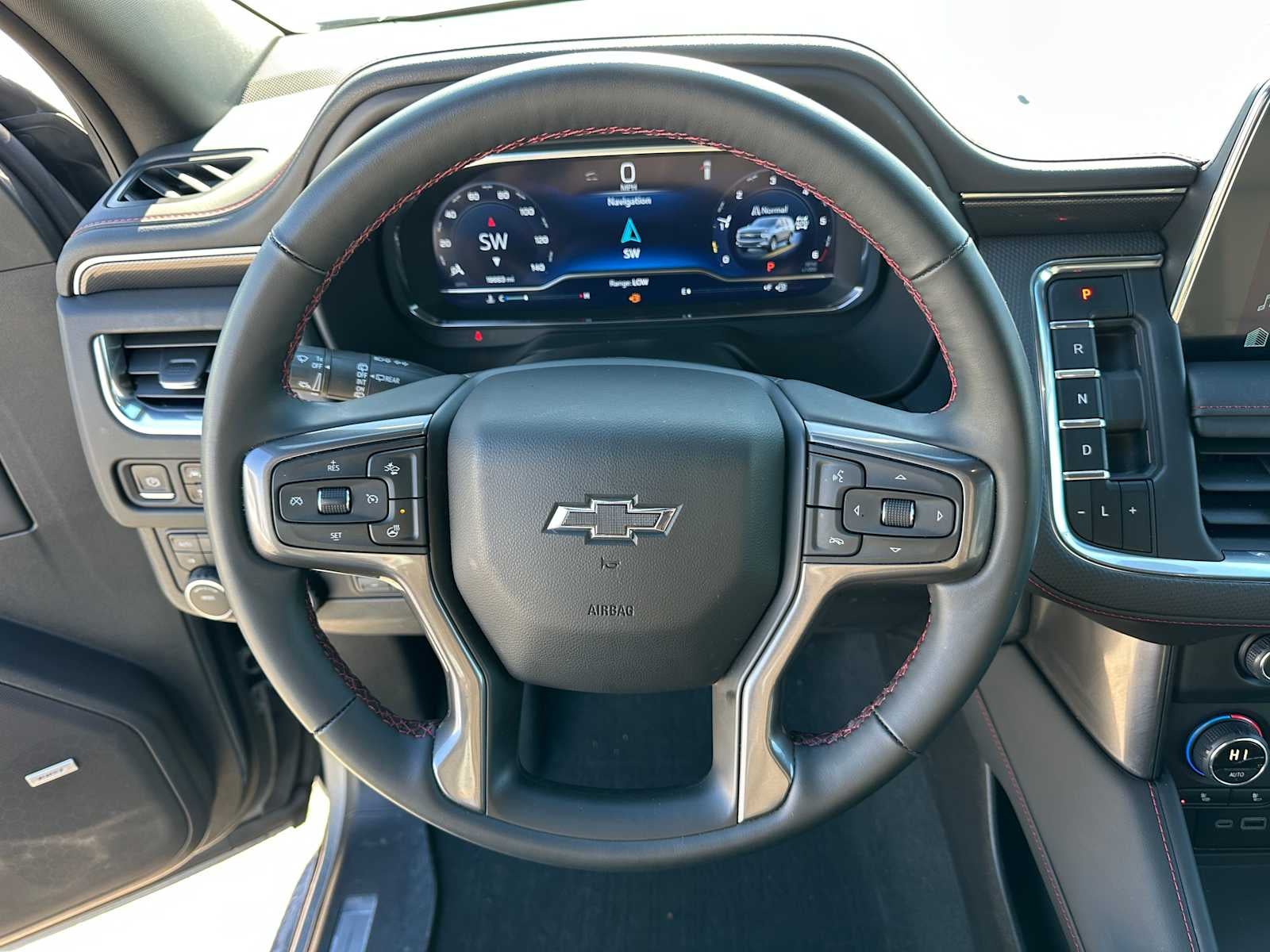 2024 Chevrolet Suburban RST