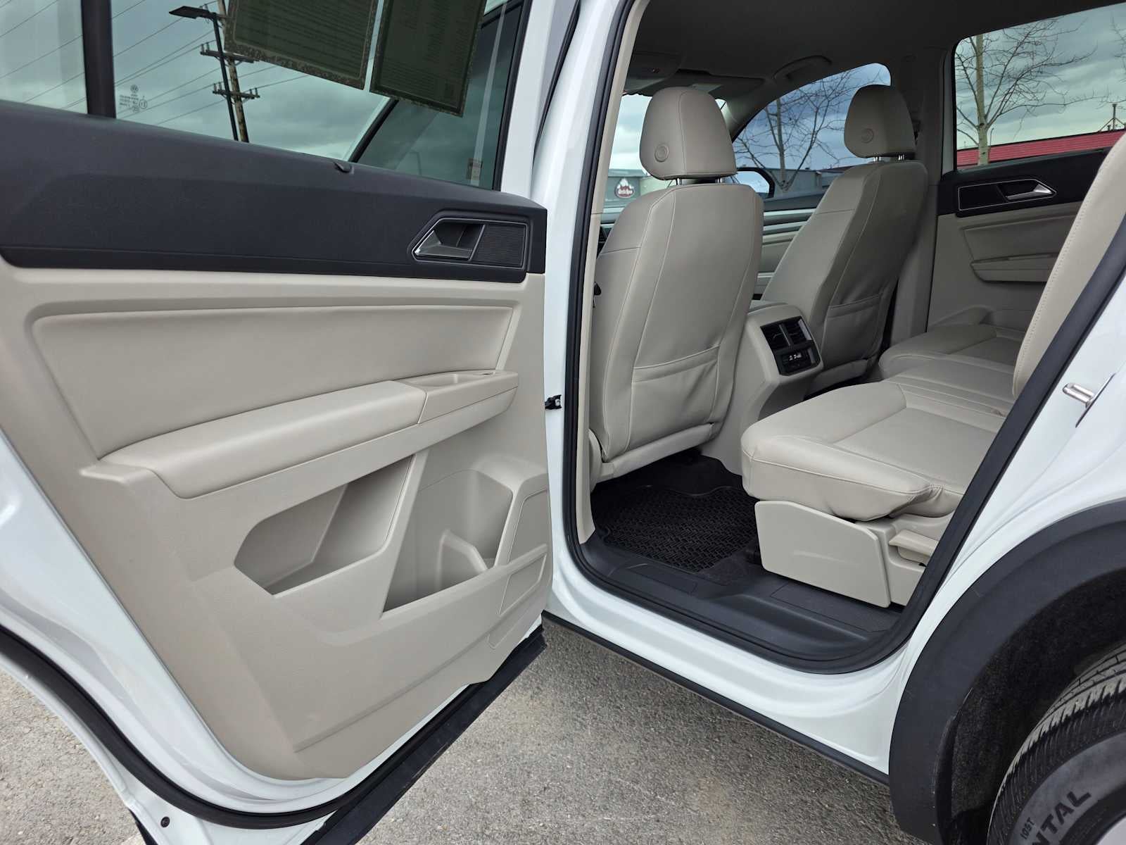 2019 Volkswagen Atlas 3.6L V6 SE w/Technology