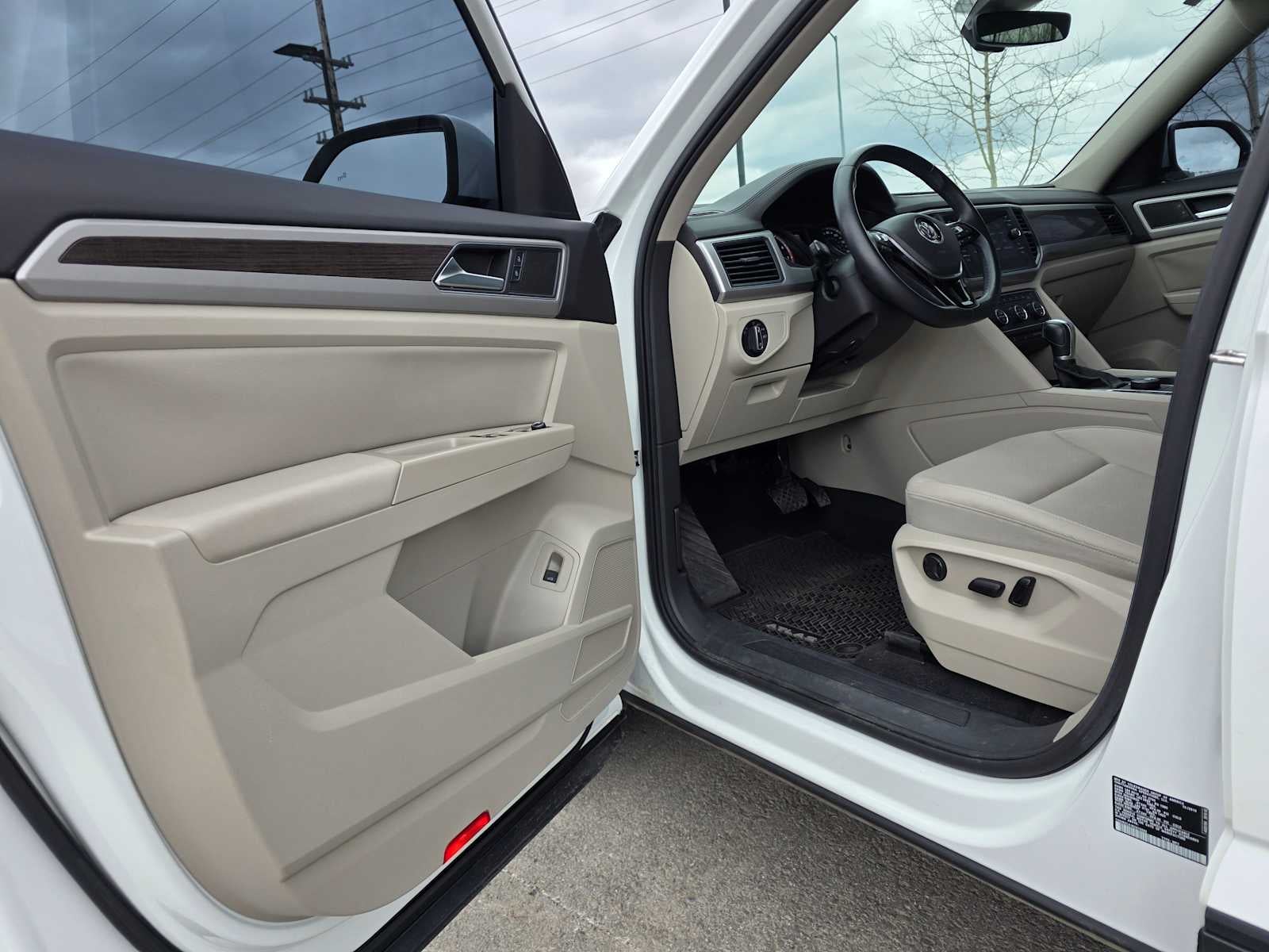 2019 Volkswagen Atlas 3.6L V6 SE w/Technology