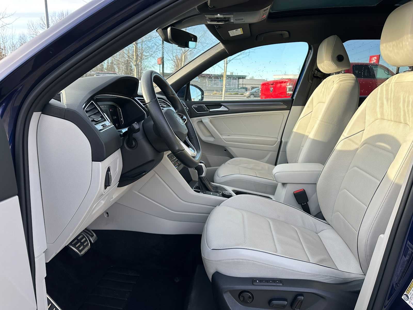 2022 Volkswagen Tiguan SEL R-Line