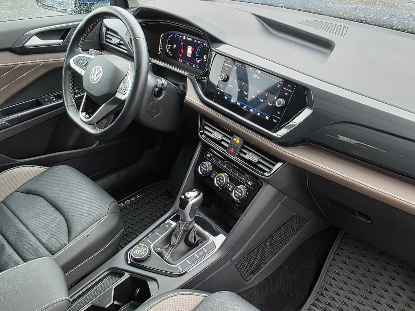 2024 Volkswagen Taos SEL