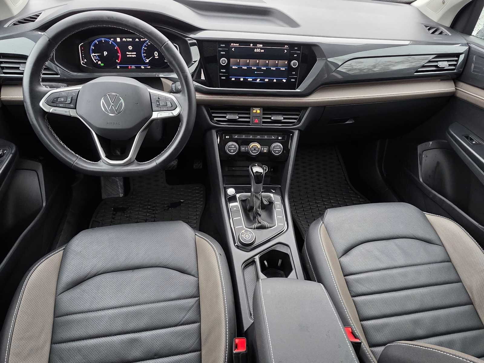 2024 Volkswagen Taos SEL