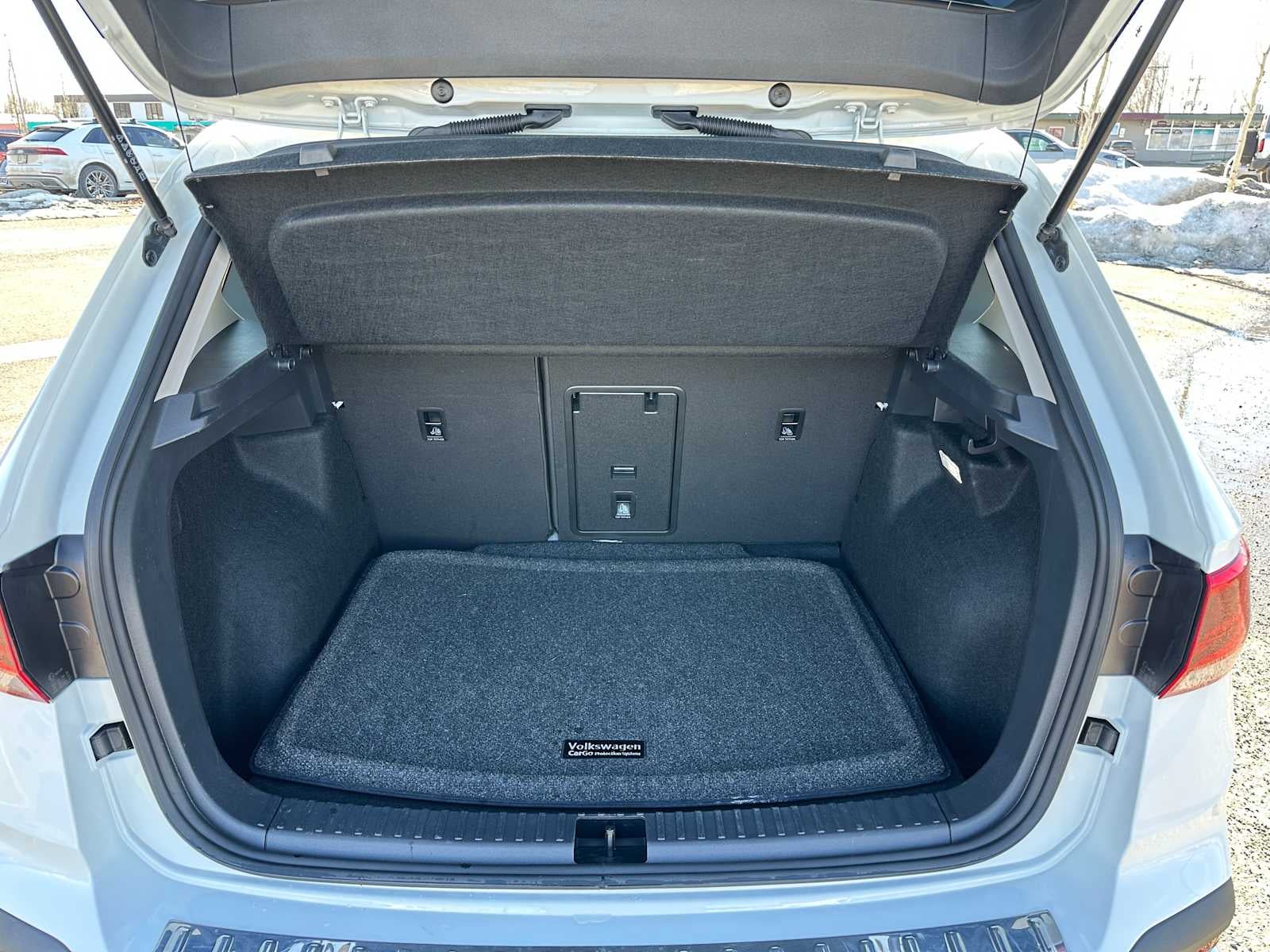 2024 Volkswagen Taos SEL