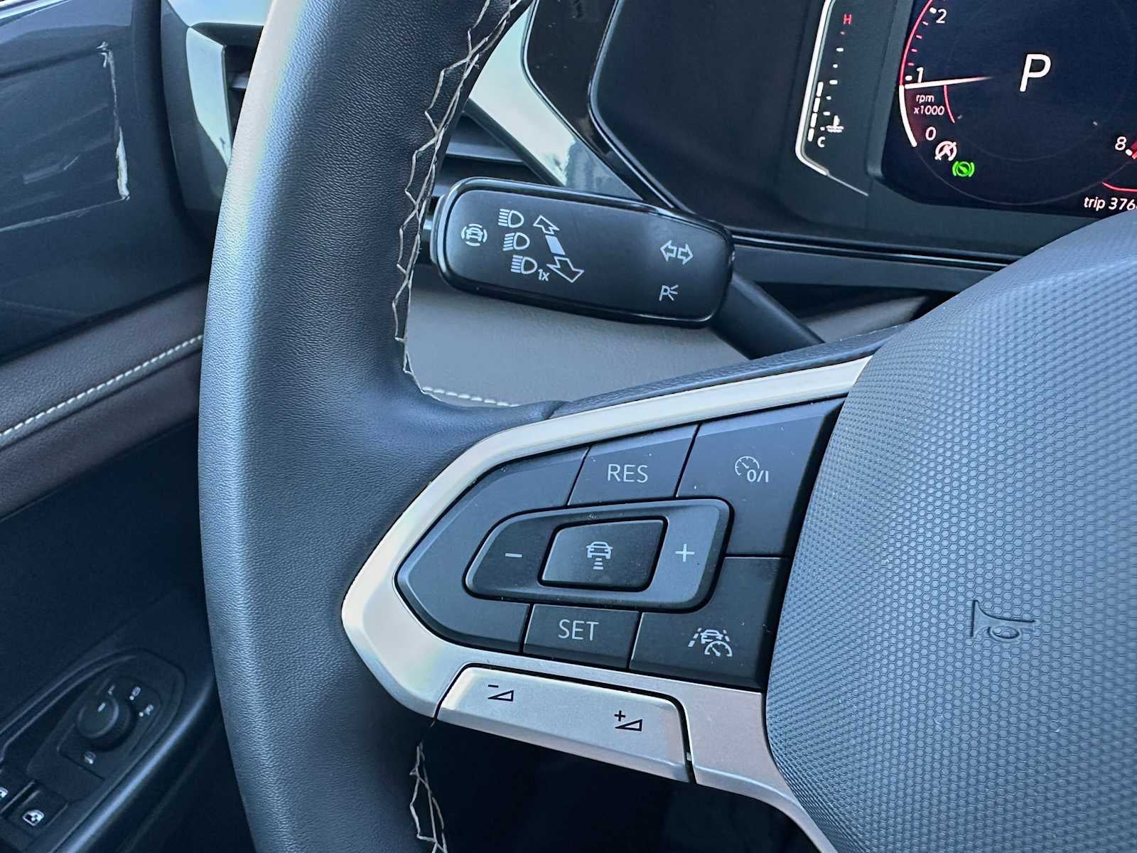 2024 Volkswagen Taos SEL