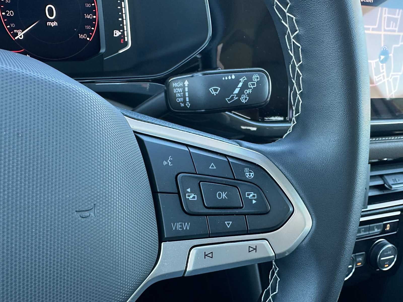 2024 Volkswagen Taos SEL