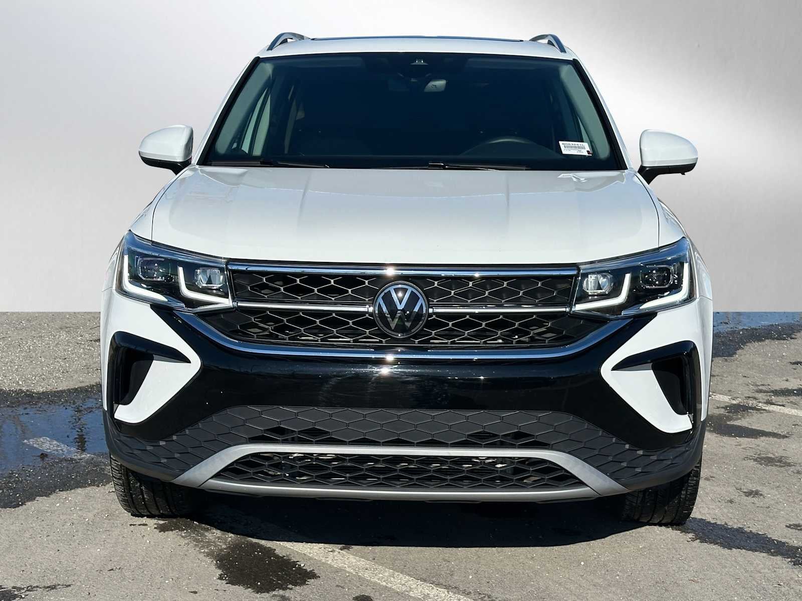 2024 Volkswagen Taos SEL