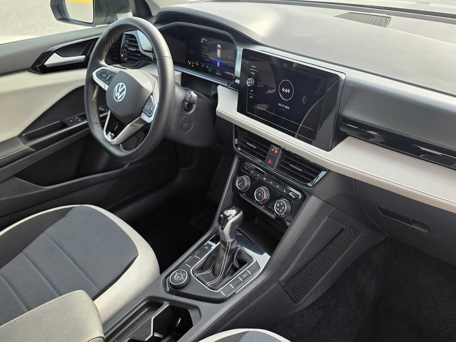 2025 Volkswagen Taos S