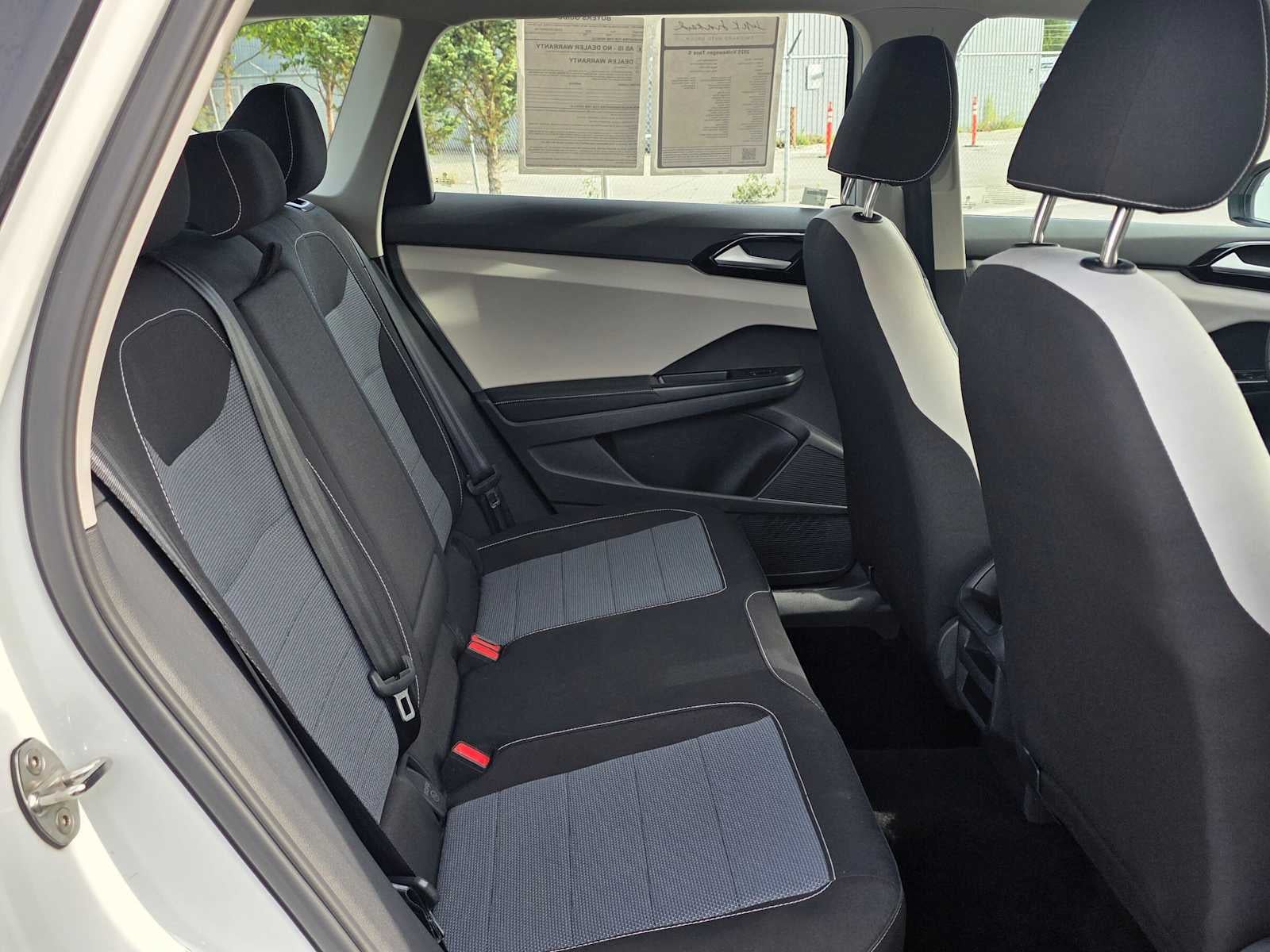 2025 Volkswagen Taos S