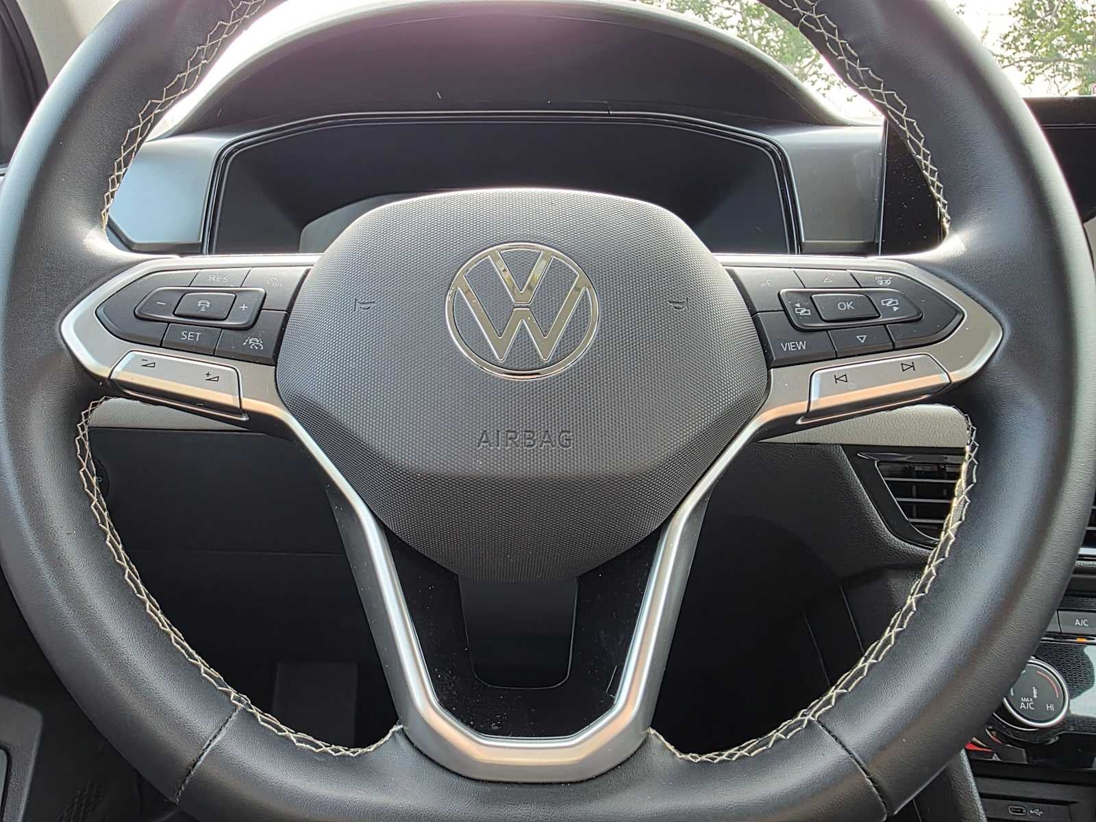 2025 Volkswagen Taos S