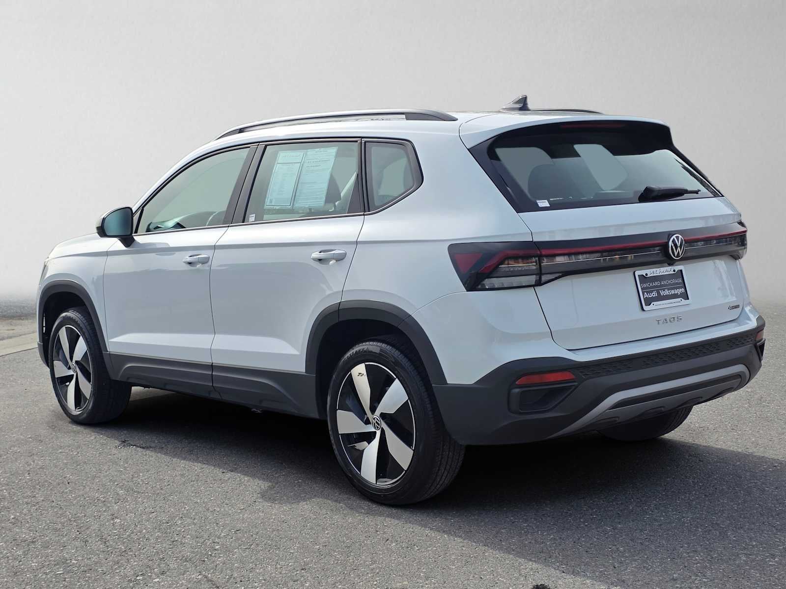 2025 Volkswagen Taos S