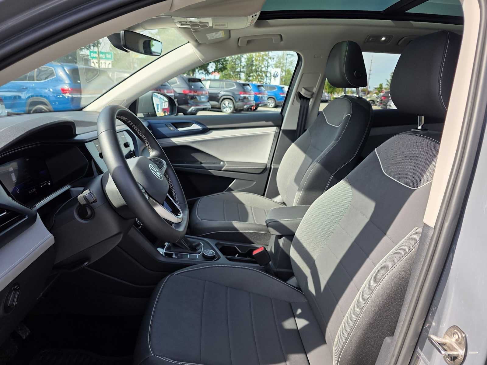 2024 Volkswagen Taos SE