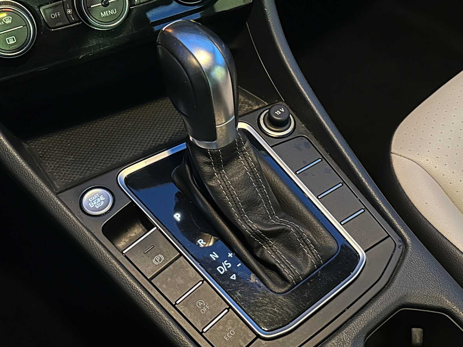 2019 Volkswagen Jetta R-Line