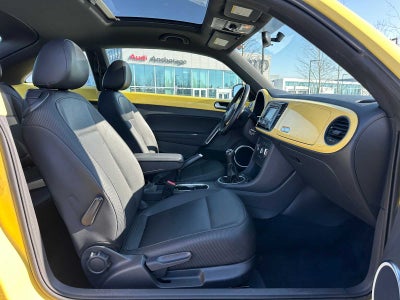 2013 Volkswagen Beetle 2.5L w/Sun