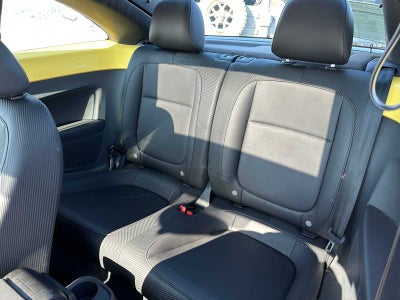 2013 Volkswagen Beetle 2.5L w/Sun