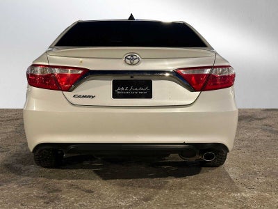 2015 Toyota Camry SE