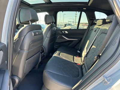 2025 BMW X5 M60i M60i