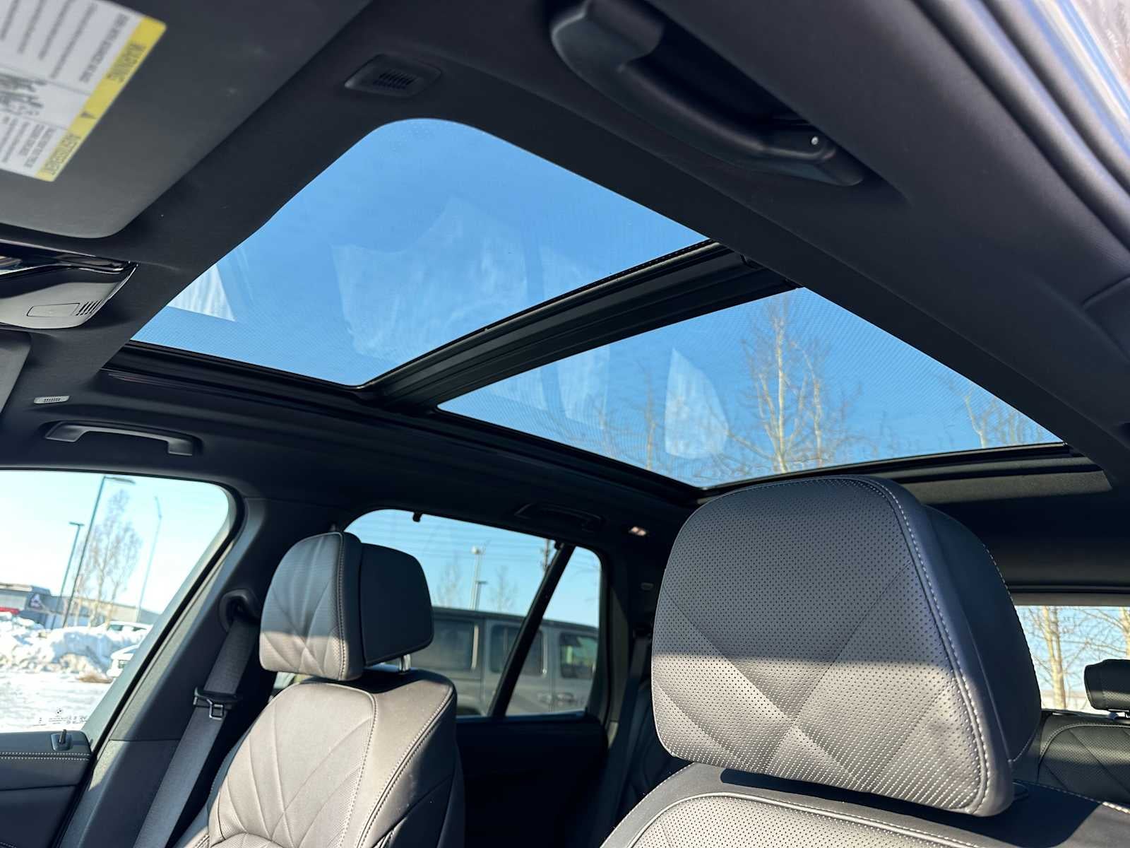 2025 BMW X5 M60i M60i