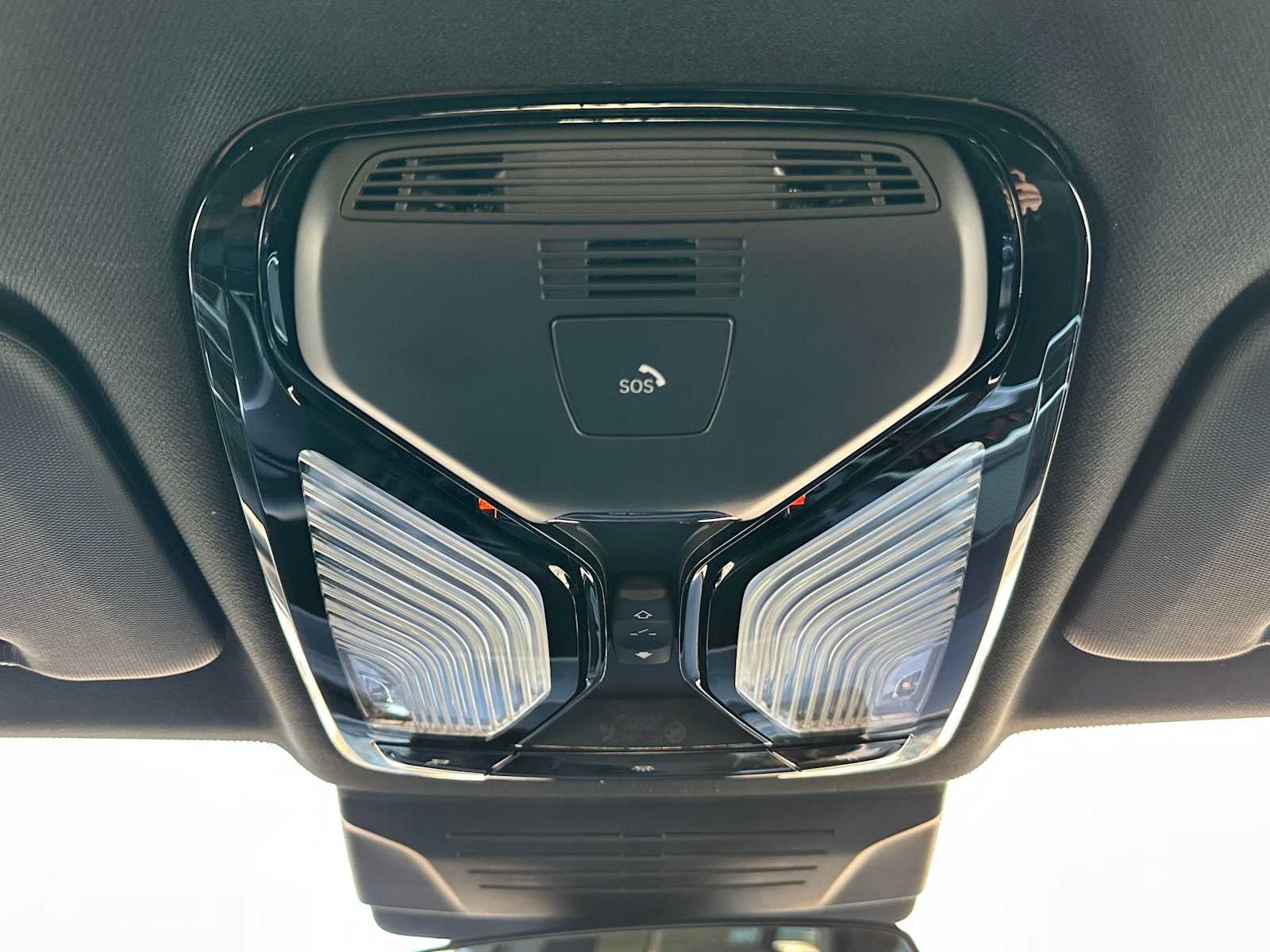 2025 BMW X5 M60i M60i