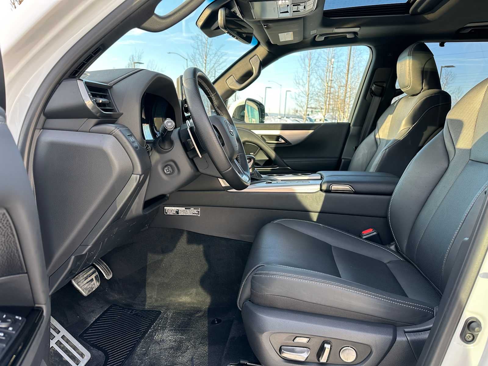 2024 Lexus LX 600 F SPORT