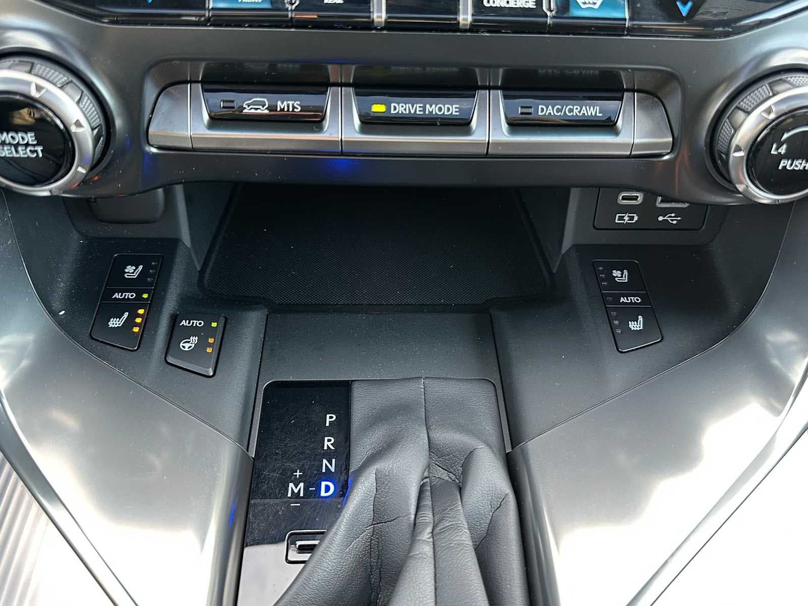 2024 Lexus LX 600 F SPORT