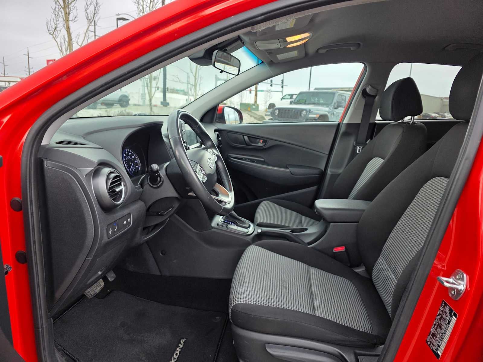 2020 Hyundai KONA SEL