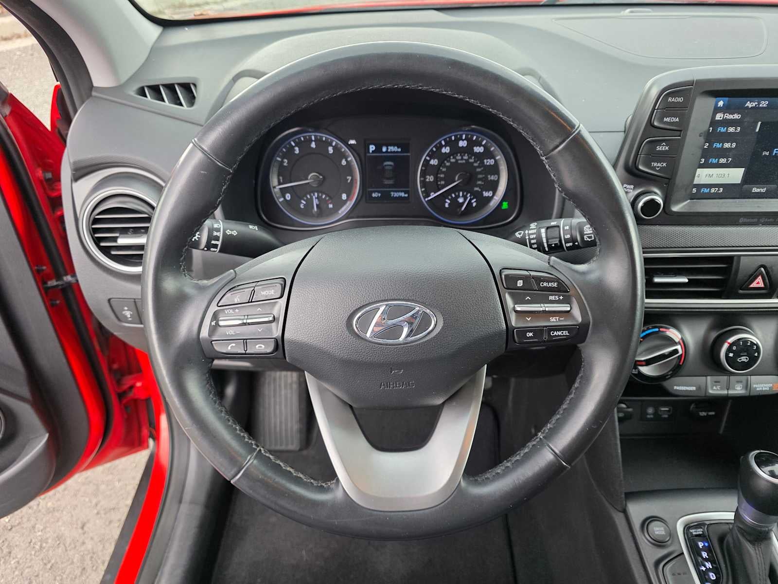 2020 Hyundai KONA SEL