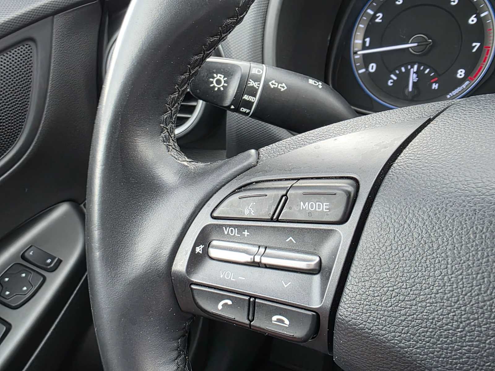 2020 Hyundai KONA SEL