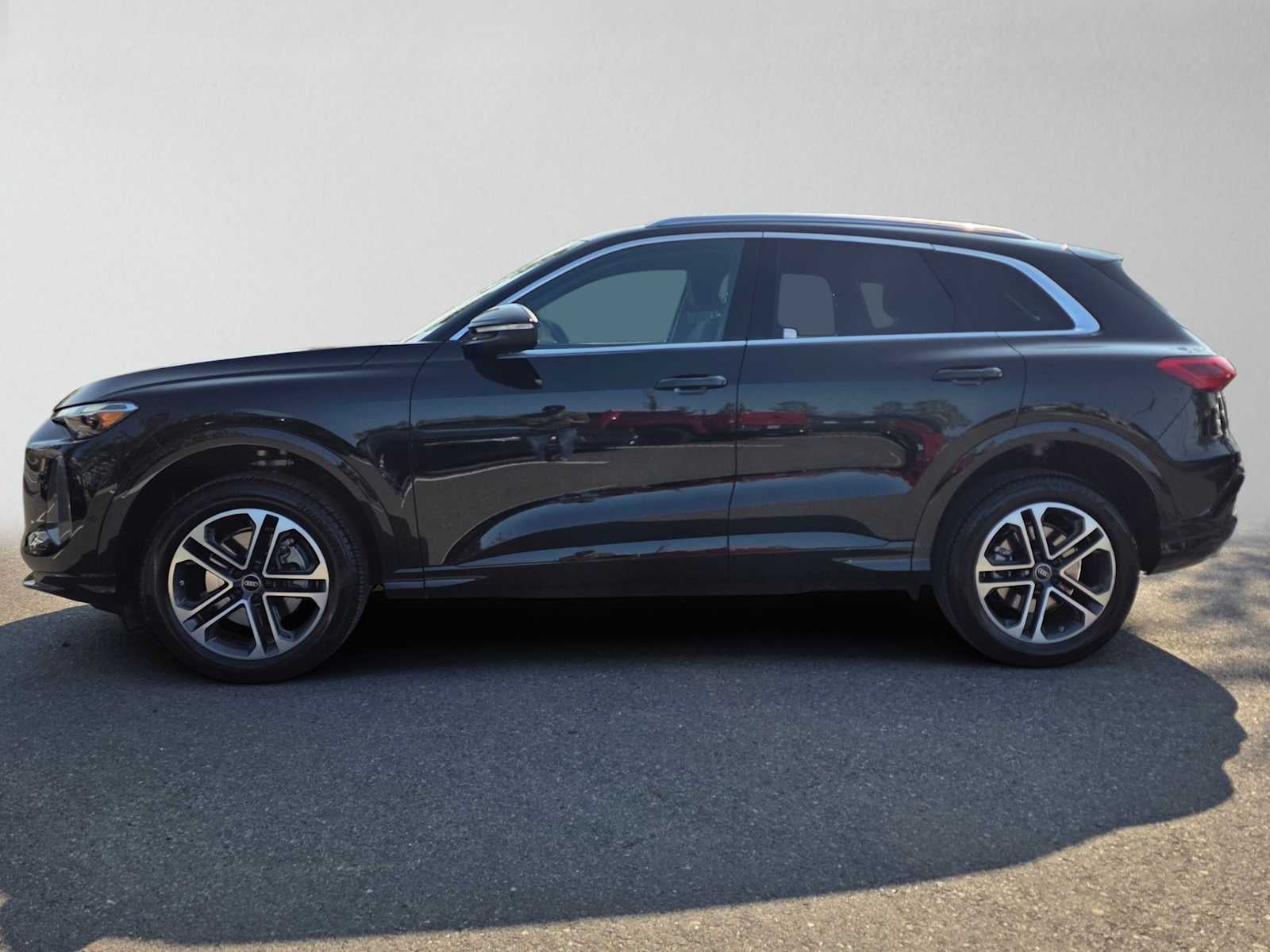 2025 Audi New Q5 Premium