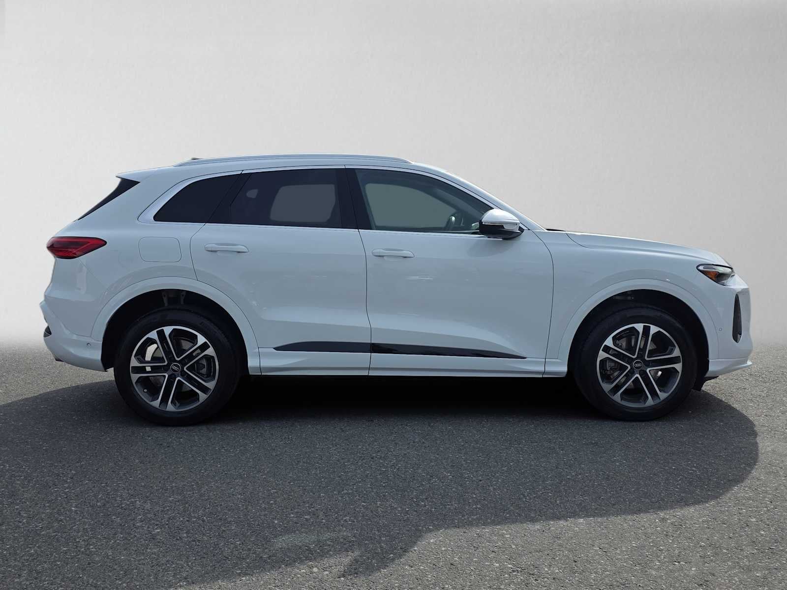 2025 Audi New Q5 Premium