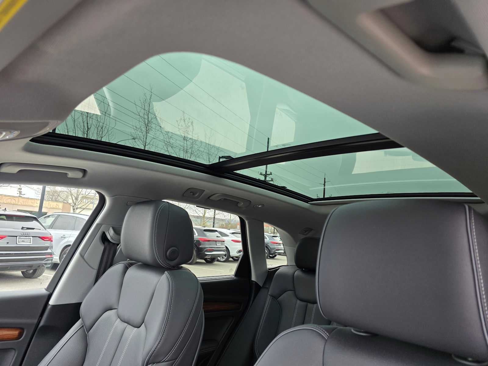 2023 Audi Q5 S line Prestige