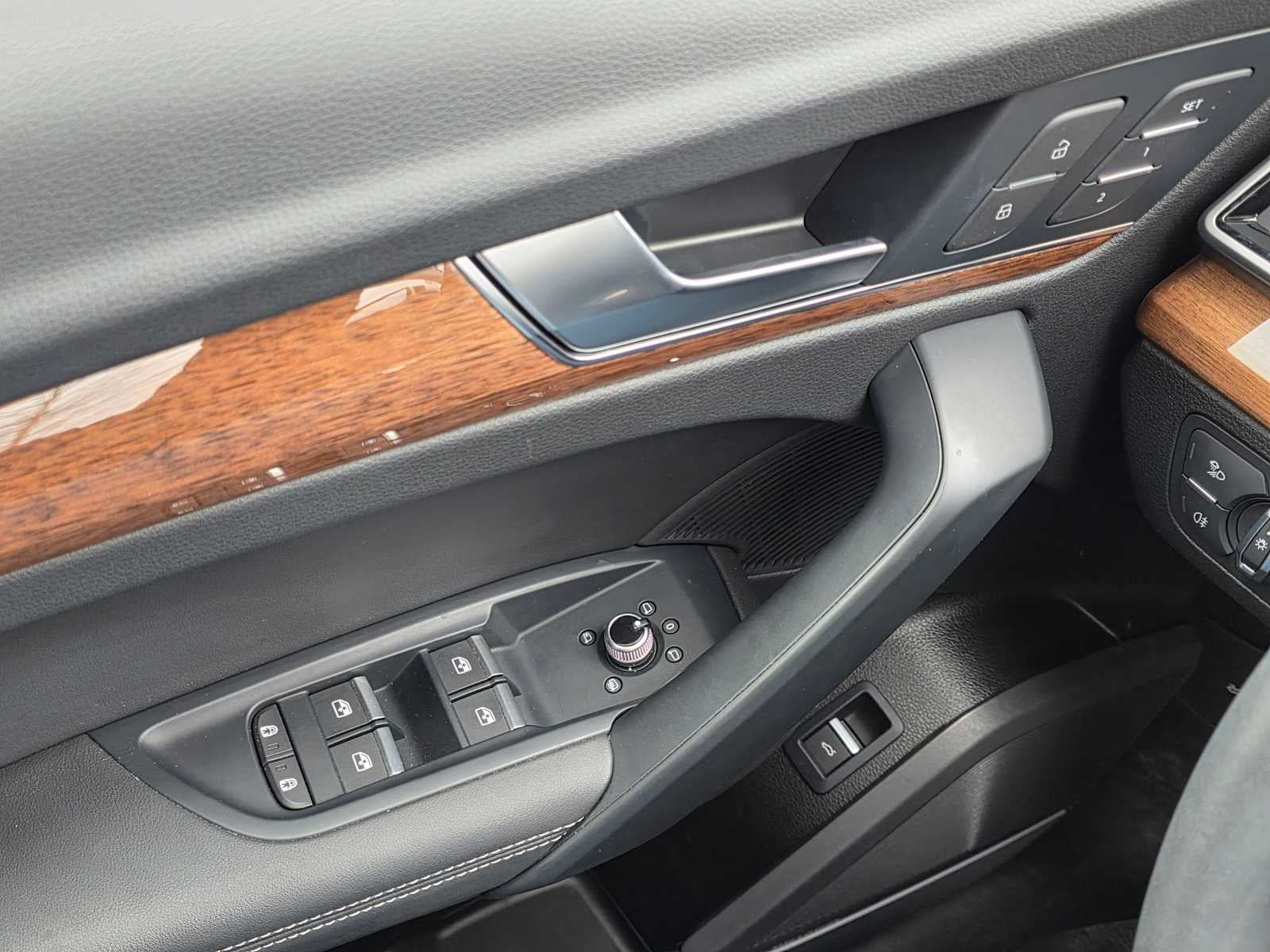 2023 Audi Q5 S line Prestige