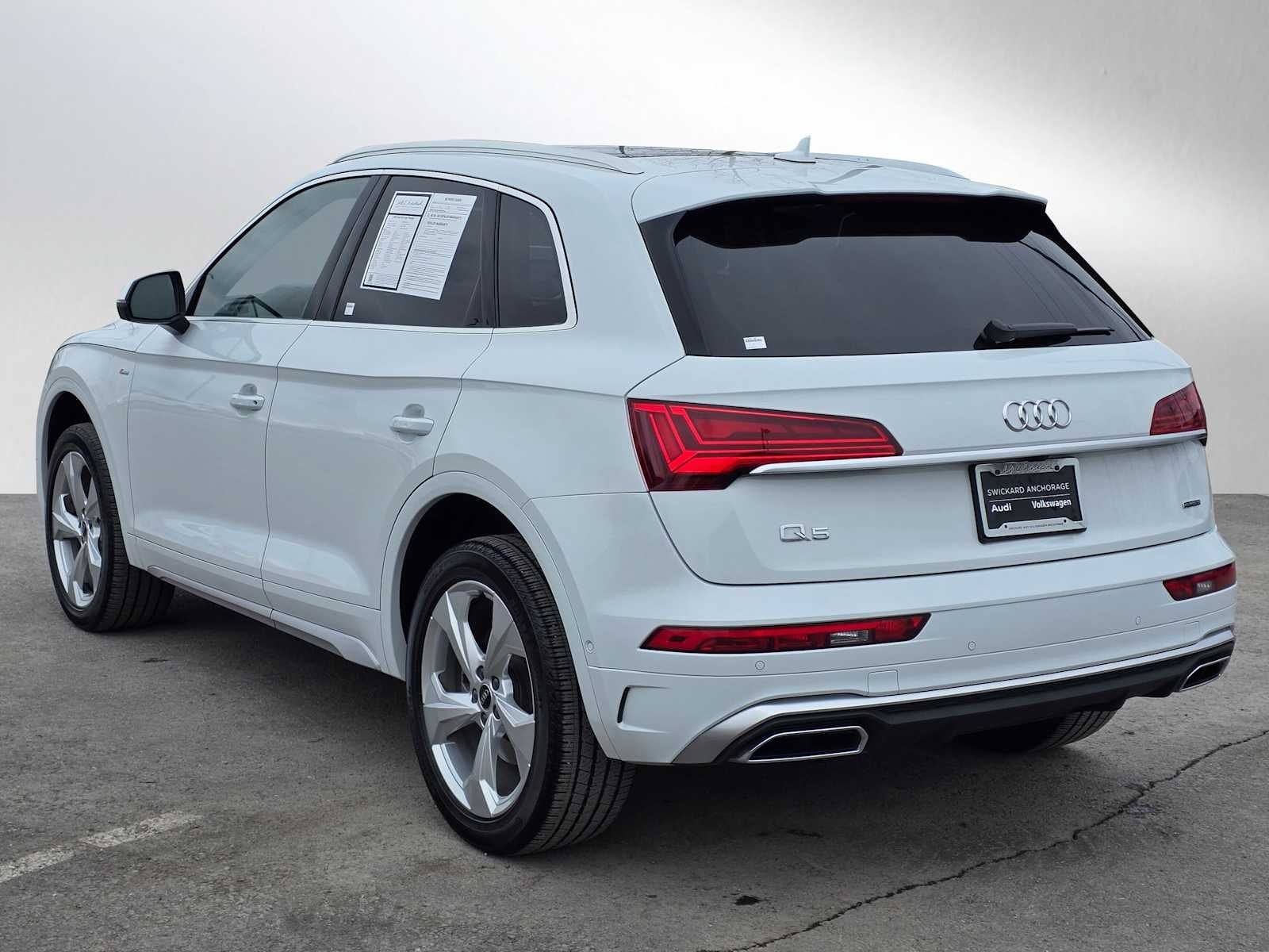 2023 Audi Q5 S line Prestige
