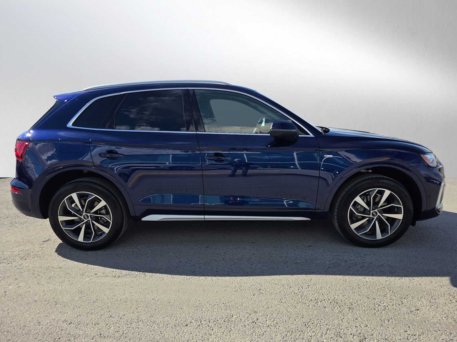 2025 Audi Q5 S line Prestige