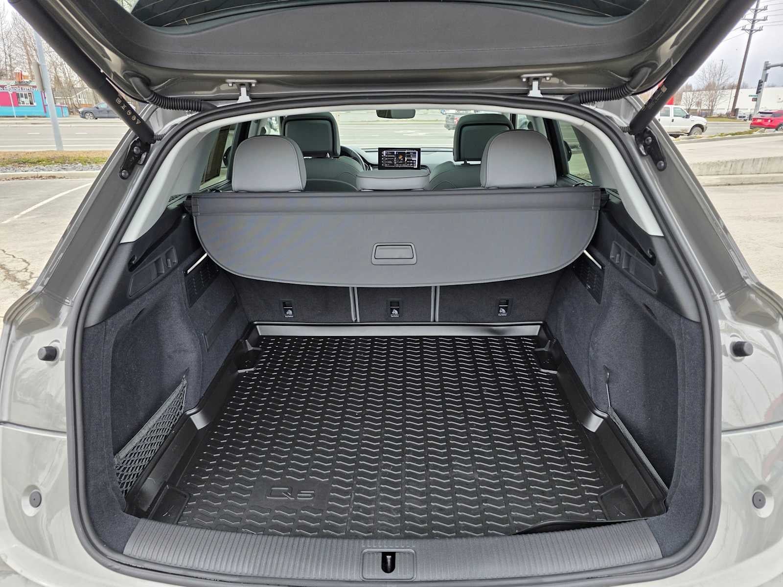 2025 Audi Q5 S line Prestige