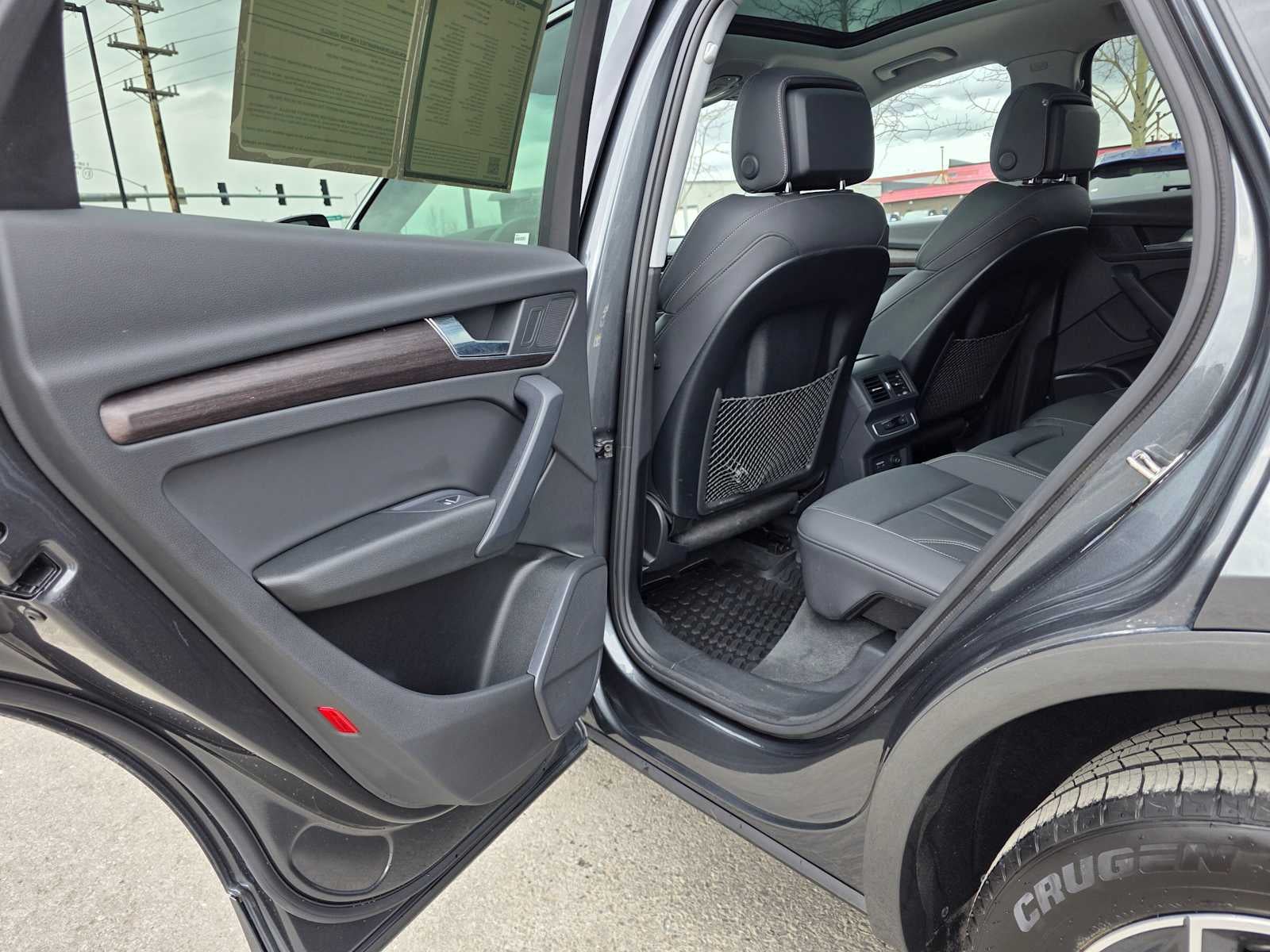 2025 Audi Q5 S line Premium