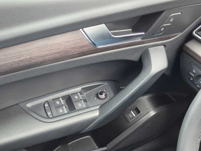 2025 Audi Q5 S line Premium