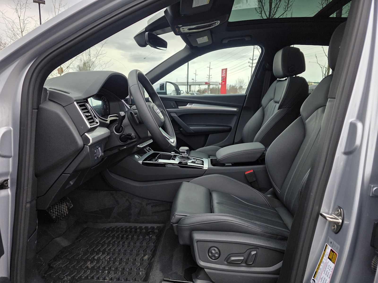 2025 Audi Q5 S line Premium