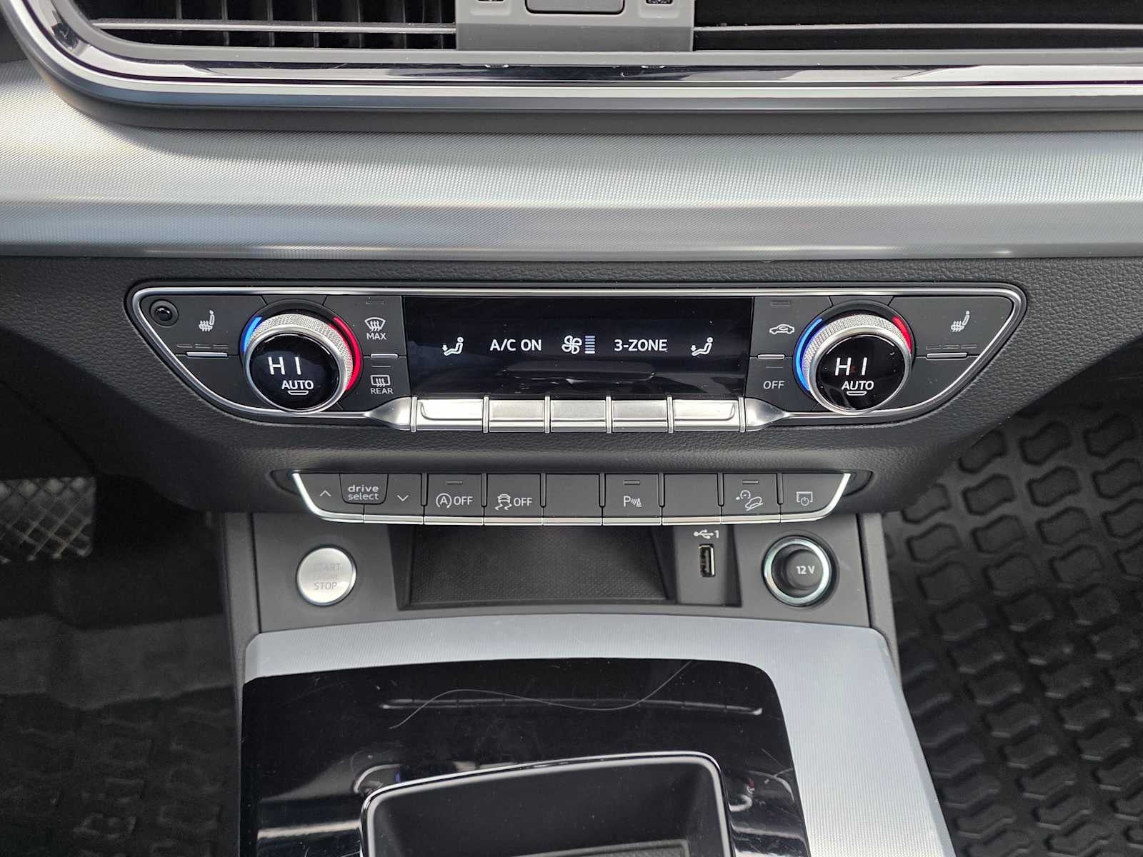2025 Audi Q5 S line Premium