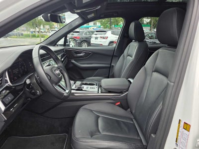 2025 Audi Q7 Premium Plus