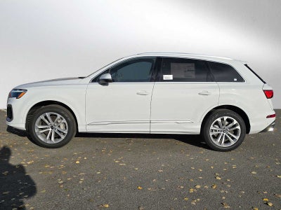 2025 Audi Q7 Base