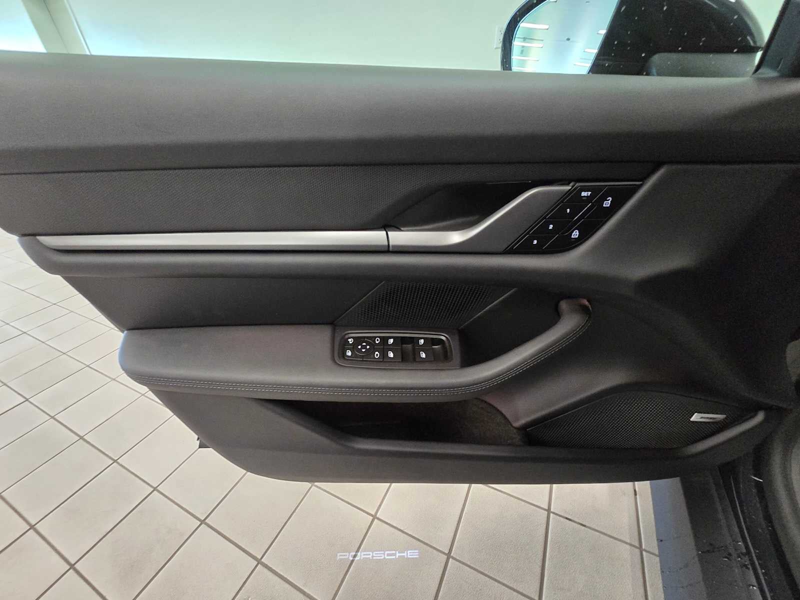 2025 Porsche Taycan Base