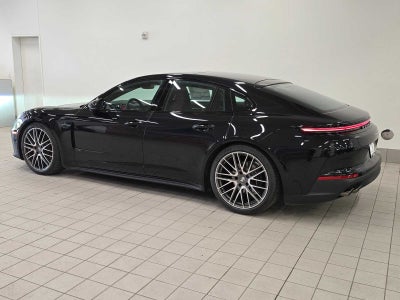 2024 Porsche Panamera Base
